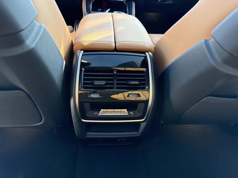 Used 2025 BMW X5 M60i image 17