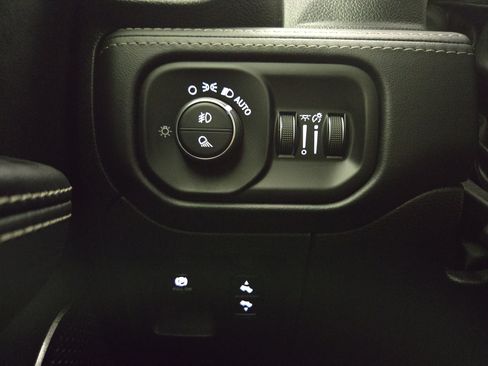 Used 2022 RAM 1500 TRX w/ TRX Level 1 Equipment Group AWD/4WD image 27
