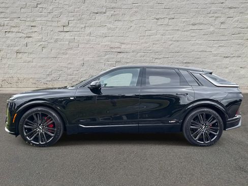 New 2026 Cadillac Lyriq V w/ LPO, Floor Liner Package image 8