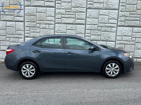 Used 2016 Toyota Corolla LE FWD image 8