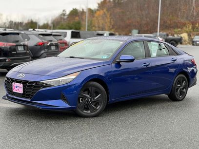 Used 2022 Hyundai Elantra SEL w/ Convenience Package