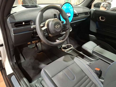 Used 2026 MINI Cooper S FWD image 9