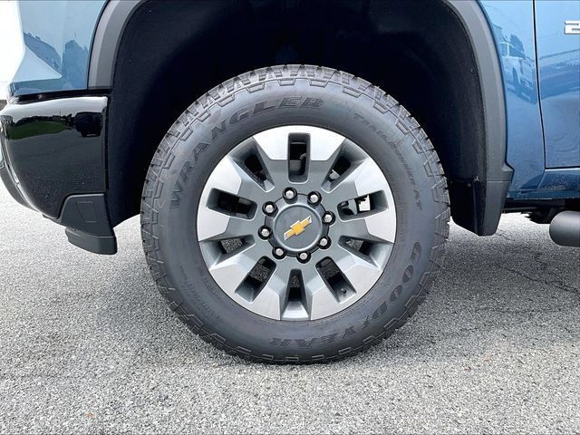 New 2026 Chevrolet Silverado 2500 Custom w/ Custom Convenience Package AWD/4WD image 7