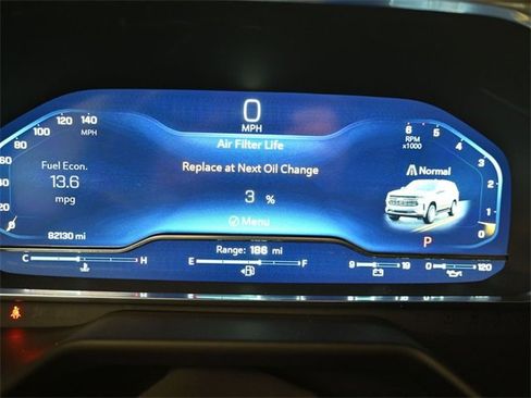 Used 2022 Chevrolet Tahoe LT w/ Luxury Package image 26