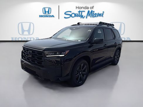 New 2026 Honda Pilot Sport image 3