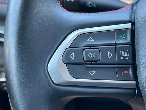 Used 2022 Jeep Compass Trailhawk w/ Trailhawk Elite Group AWD/4WD image 22