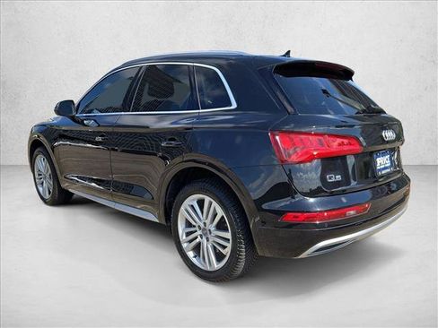 Used 2019 Audi Q5 2.0T Premium Plus w/ Premium Plus Package AWD/4WD image 7