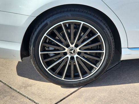 Used 2021 Mercedes-Benz C 300 Sedan image 38