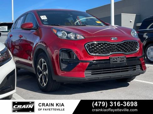 Used 2020 Kia Sportage LX image 1