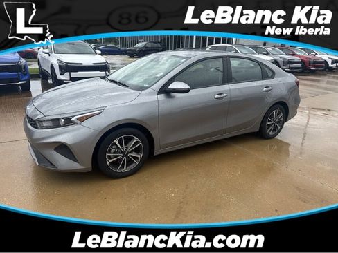 Used 2024 Kia Forte LXS w/ LXS Technology Package FWD image 1