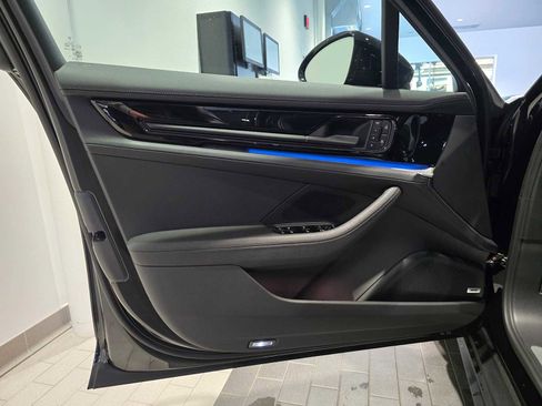 New 2026 Porsche Panamera image 25