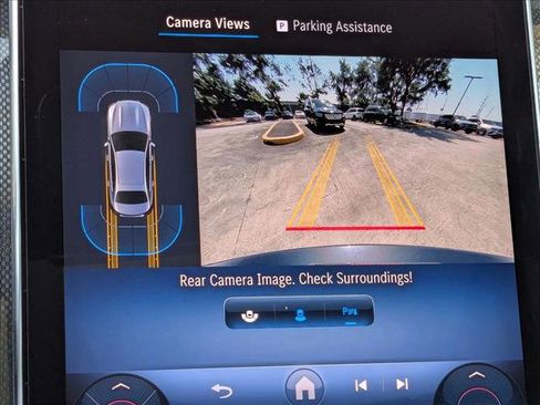 Used 2025 Mercedes-Benz C 300 Sedan image 14