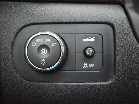 Used 2014 Chevrolet Impala LTZ FWD image 19