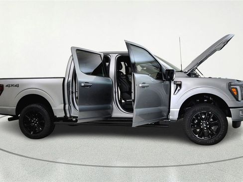 Used 2025 Ford F150 Platinum AWD/4WD image 8