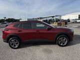 Used 2024 Chevrolet Trax LT image 2