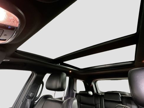 Used 2017 Jeep Grand Cherokee Limited w/ Luxury Group II image 22