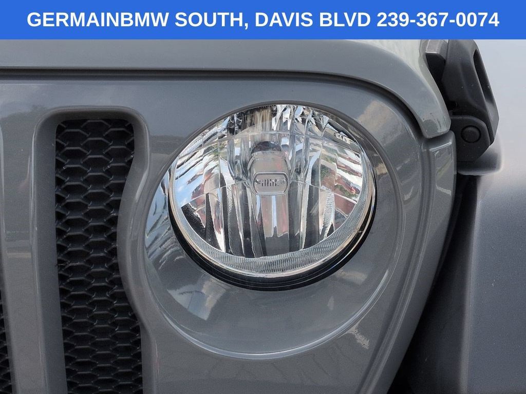 Used 2022 Jeep Wrangler Unlimited Sport AWD/4WD image 11