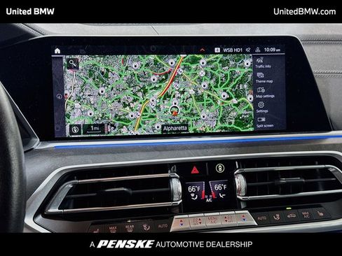 Used 2022 BMW X5 xDrive40i w/ Premium Package AWD/4WD image 17