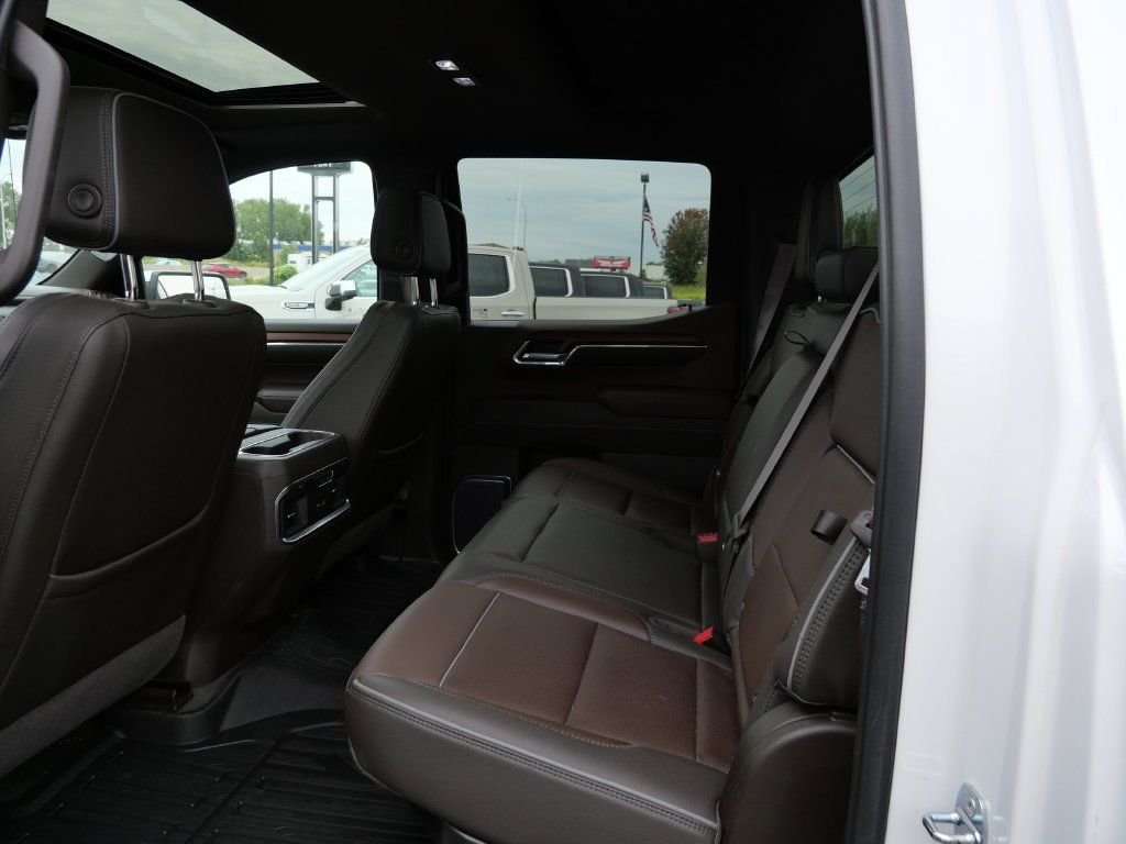 Used 2023 GMC Sierra 1500 Denali AWD/4WD image 22