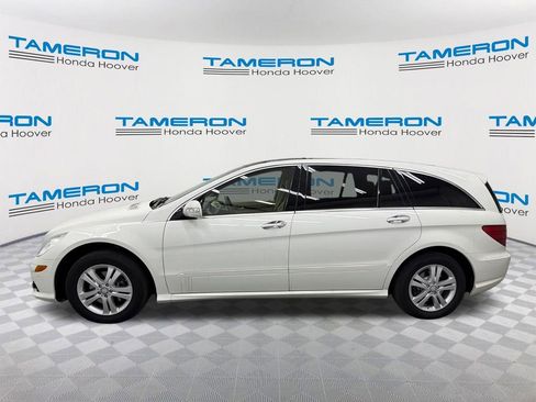 Used 2009 Mercedes-Benz R 350 4MATIC image 2