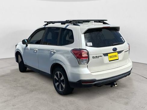 Used 2018 Subaru Forester 2.5i Premium AWD/4WD image 7
