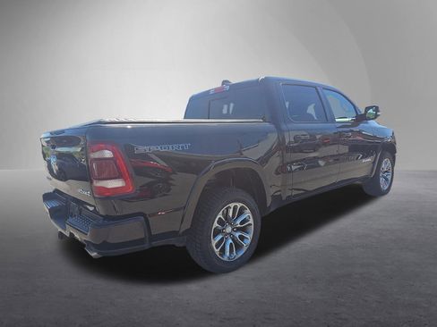 Used 2021 RAM 1500 Laramie w/ Sport Appearance Package AWD/4WD image 3