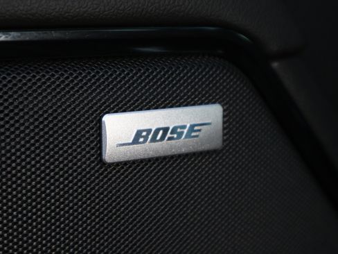 Used 2024 GMC Sierra 1500 AT4 w/ Technology Package image 10