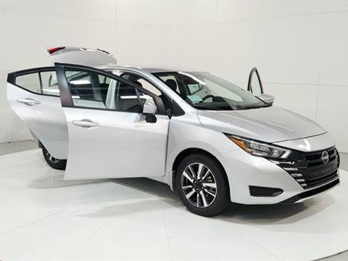 Certified 2025 Nissan Versa SV w/ Trunk Package FWD image 10