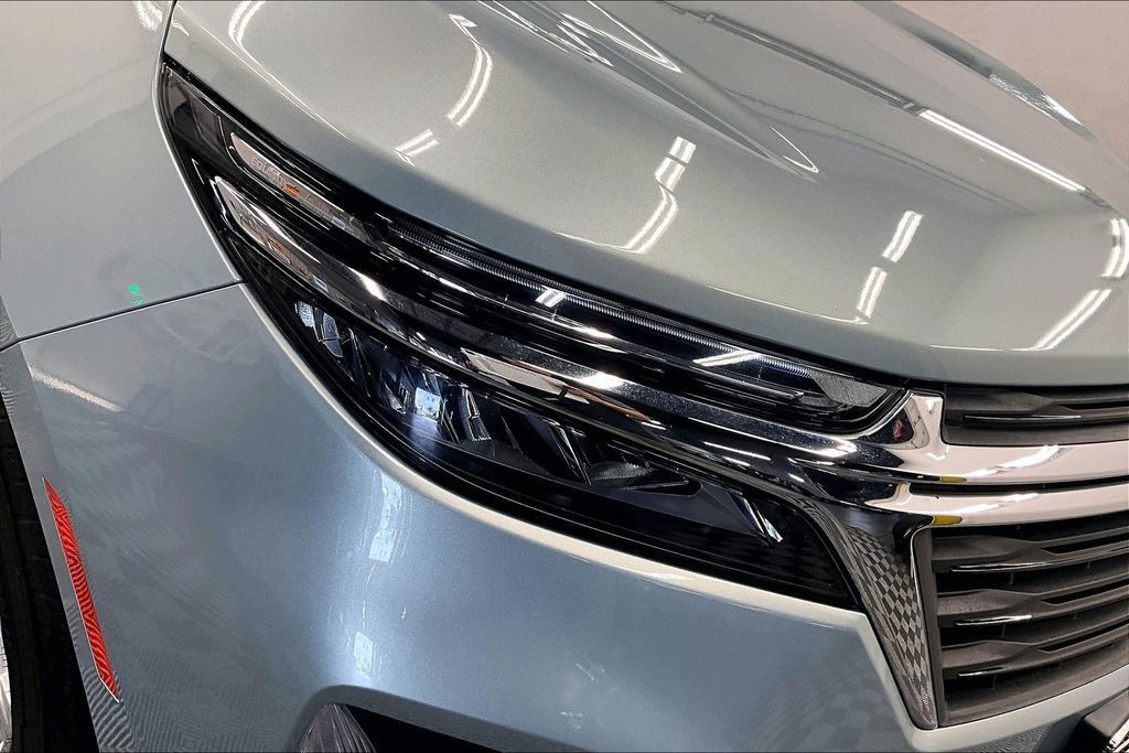 Used 2022 Chevrolet Equinox LT FWD image 26