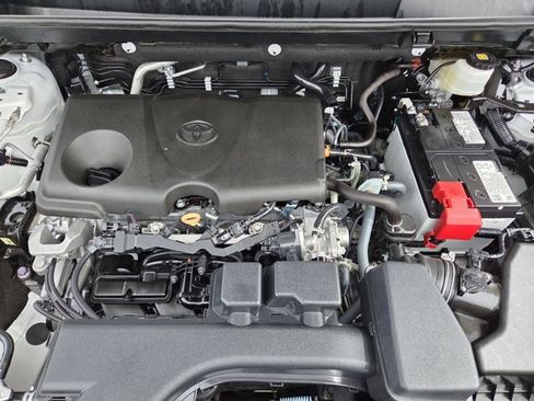 Certified 2025 Toyota RAV4 XLE image 21