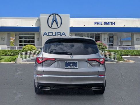Certified 2022 Acura MDX FWD w/ Technology Package image 4