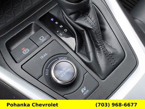 Used 2022 Toyota RAV4 XSE w/ XSE Grade Weather Package AWD/4WD image 18