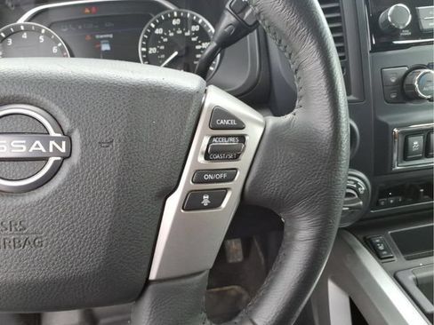 Used 2023 Nissan Titan SV w/ SV Convenience Package AWD/4WD image 25