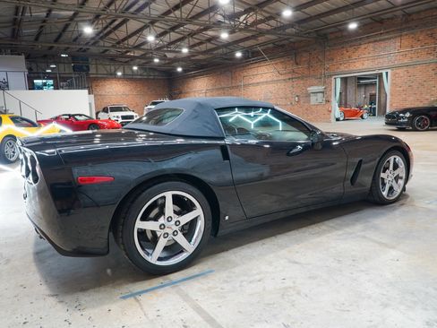 Used 2008 Chevrolet Corvette Convertible w/ Preferred Equipment Group RWD image 16