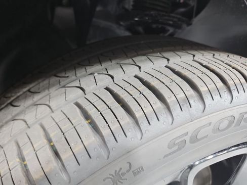 New 2026 Volkswagen Tiguan SE R-Line image 27