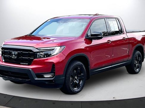 Used 2025 Honda Ridgeline Black Edition image 4