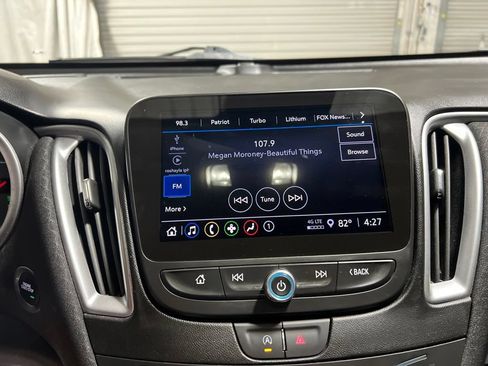 Used 2024 Chevrolet Malibu LT FWD image 32