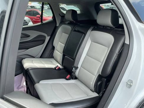 Used 2021 GMC Terrain SLT w/ Infotainment Package II FWD image 32