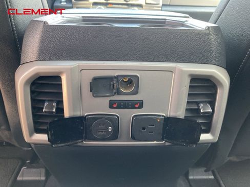 Used 2022 Ford F250 Lariat w/ Black Appearance Pkg image 30