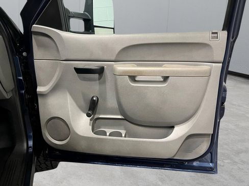 Used 2012 GMC Sierra 3500 W/T w/ Snow Plow Prep Package image 23