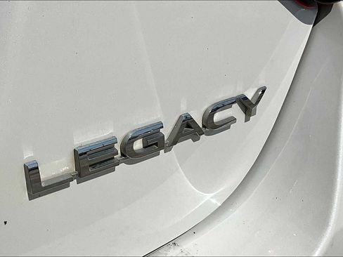 Used 2018 Subaru Legacy 2.5i Limited image 15
