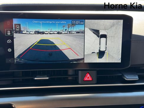 New 2026 Kia Carnival SX w/ SX Dark Edition Package image 16