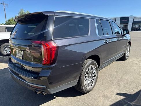 Certified 2023 GMC Yukon XL Denali Ultimate AWD/4WD image 3