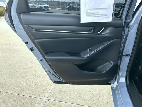 Used 2022 Honda Accord Sport image 20