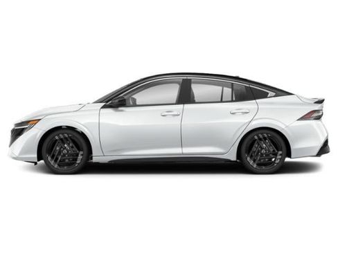 New 2026 Nissan Sentra SR image 2