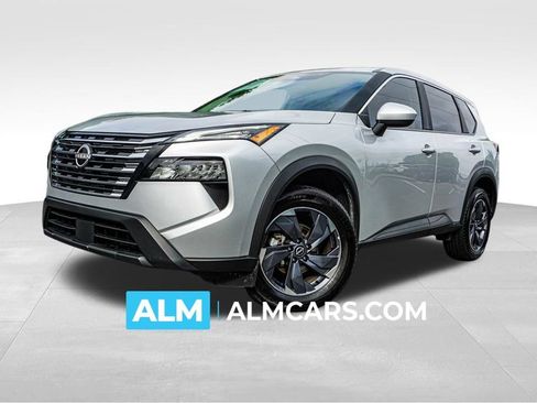 Used 2025 Nissan Rogue SV FWD image 1
