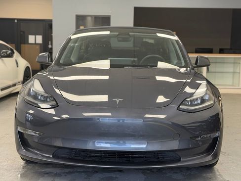Used 2022 Tesla Model 3 image 2