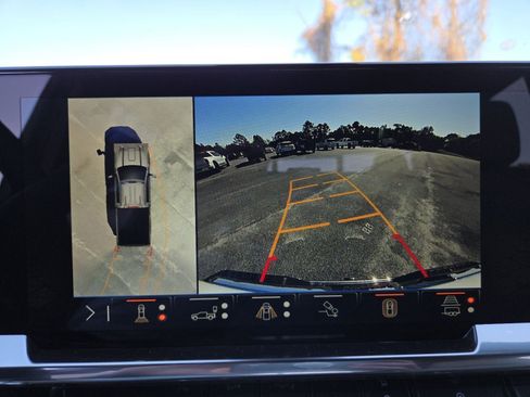 New 2026 GMC Sierra 2500 SLT w/ SLT Premium Package image 5