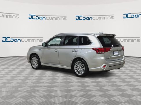 Used 2022 Mitsubishi Outlander LE AWD/4WD image 6