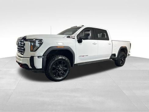 Used 2025 GMC Sierra 2500 AT4 w/ AT4 Premium Plus Package AWD/4WD image 2
